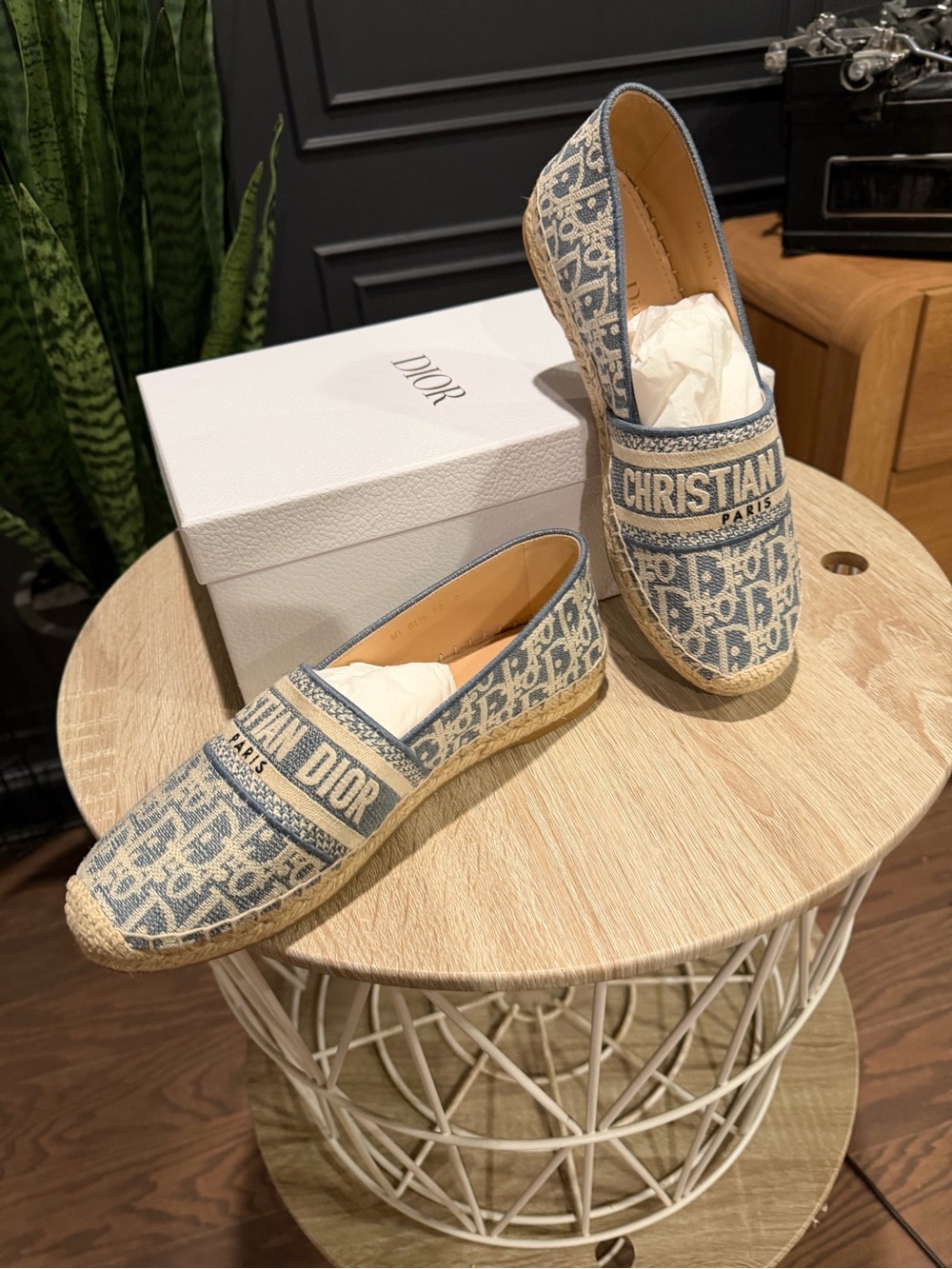 NEW IN BOX Dior Christian Dior Blue Logo Canvas Espadrilles SIZE 39